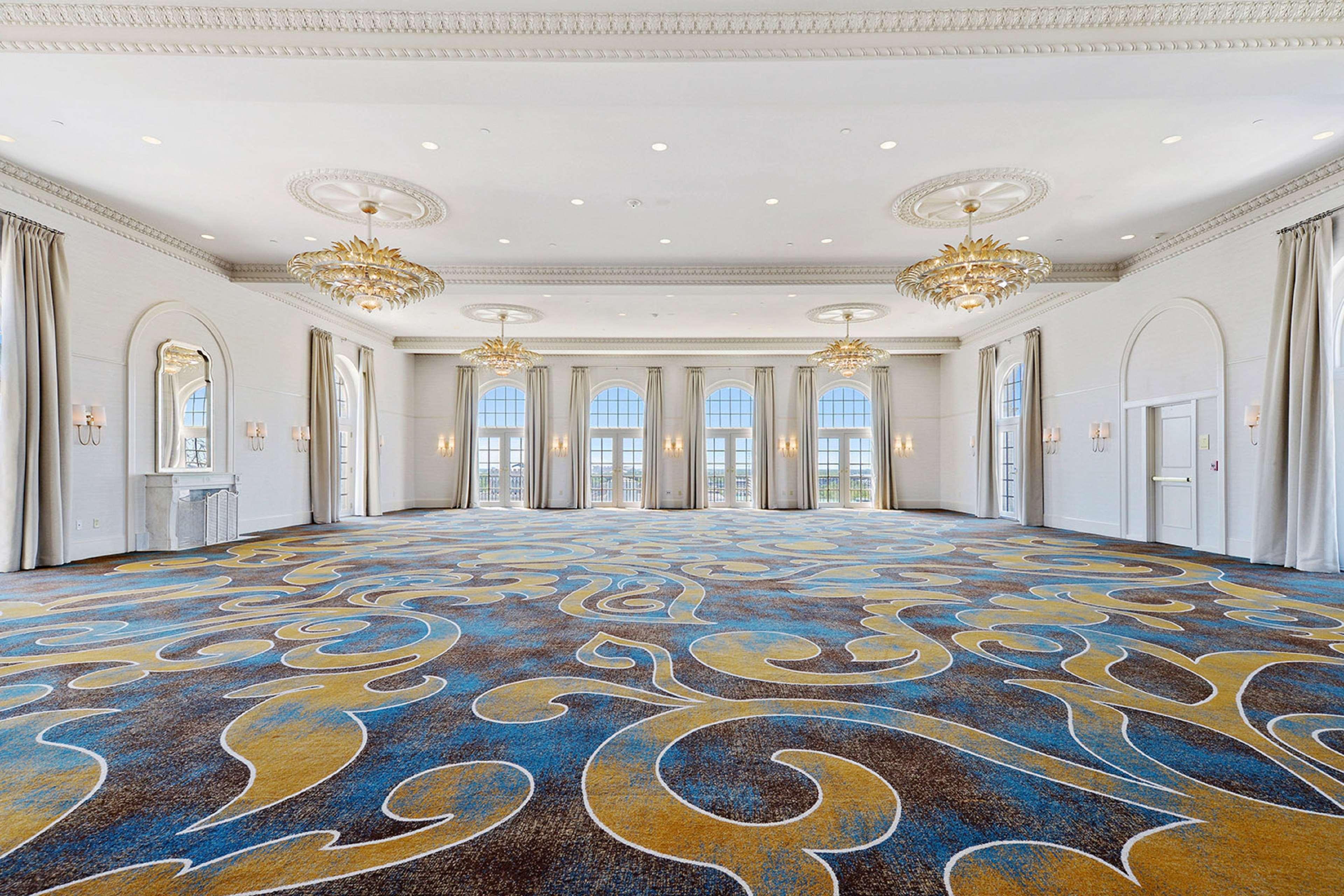 Hilton Baton Rouge Capitol Center Hotel Екстериор снимка
