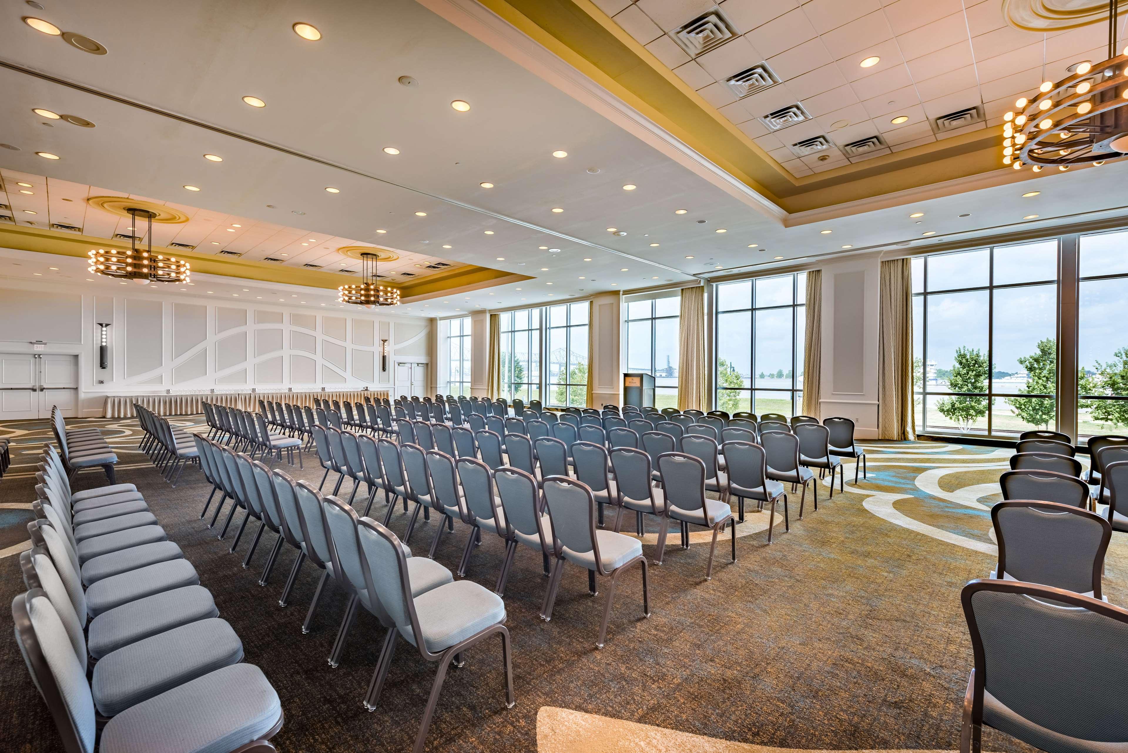 Hilton Baton Rouge Capitol Center Hotel Екстериор снимка