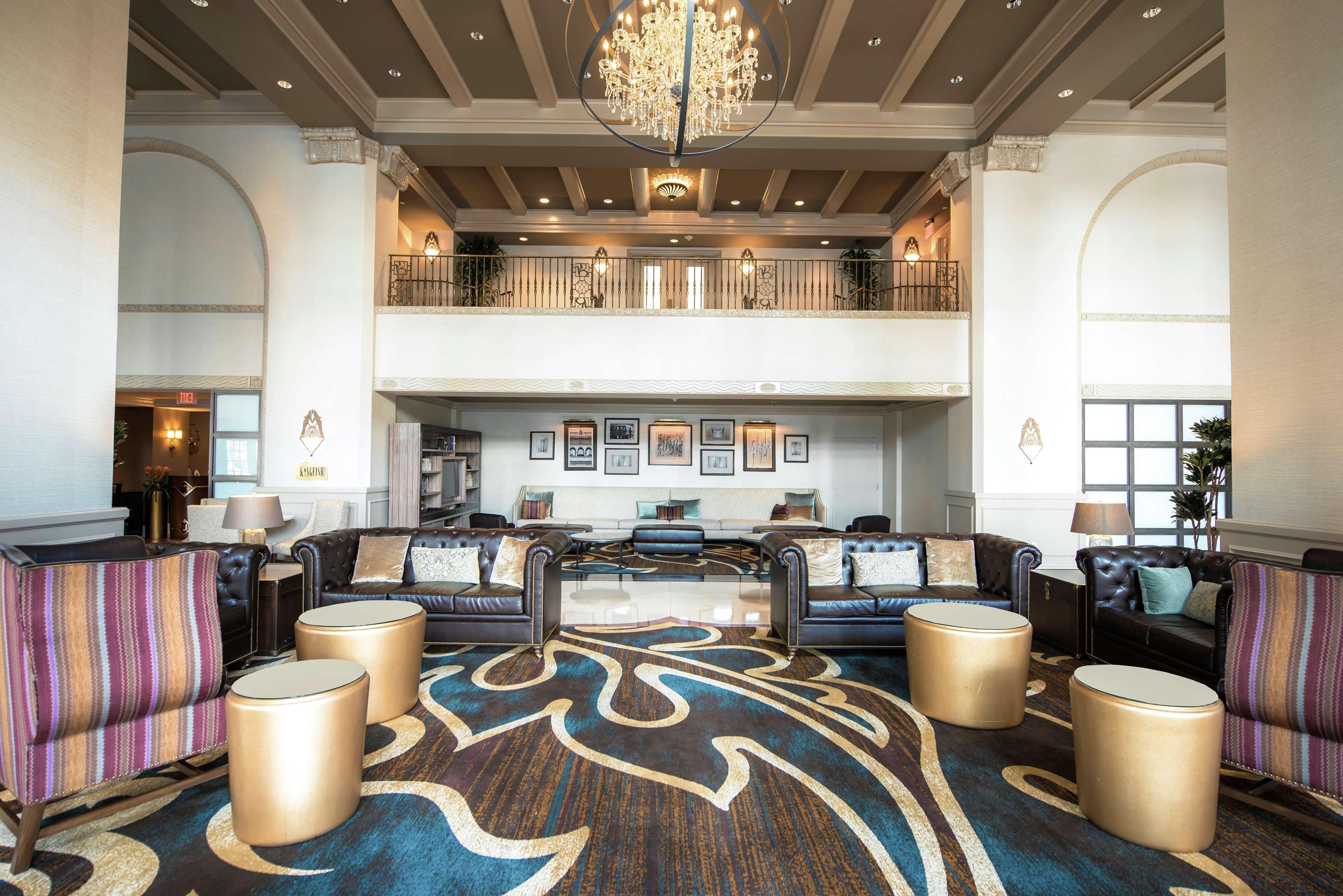 Hilton Baton Rouge Capitol Center Hotel Екстериор снимка