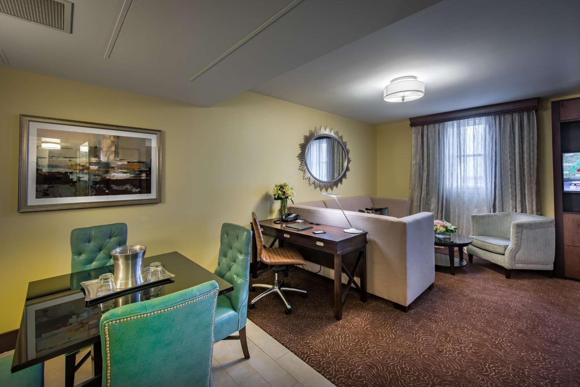 Hilton Baton Rouge Capitol Center Hotel Екстериор снимка